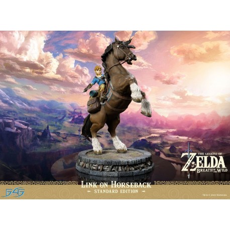 FIRST 4 FIGURE -  LEGEND OF ZELDA - LINK ON HORSEBACK STATUE