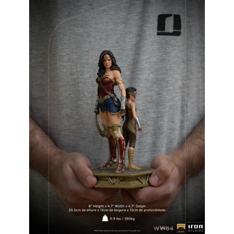 IRON STUDIOS - WONDER WOMAN & YOUNG DIANA DELUXE - ART SCALE 1/10